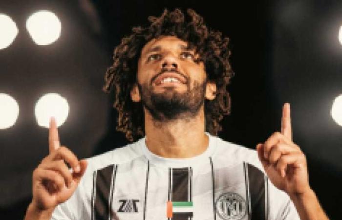 محمد النني لاعب الشهر في الدوري الإماراتي