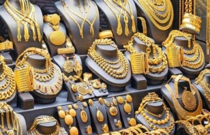 عيار 21 الآن بيعًا وشراءً.. مفاجأة جديدة في سعر الذهب اليوم الإثنين 5 مايو 2025