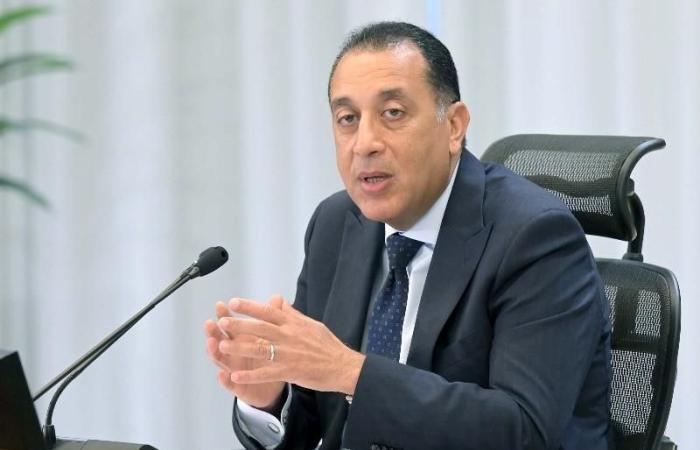 مدبولي: تسهيل إجراءات التسجيل العقاري للوحدات السكنية سواء للمصريين أو الأجانب
