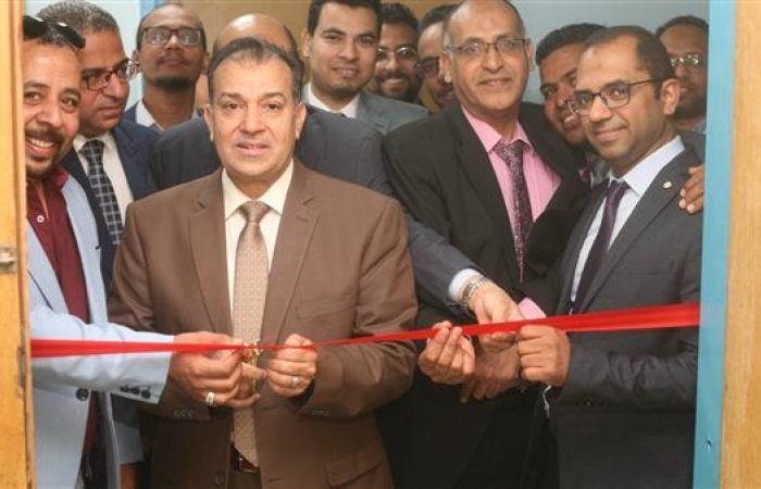 رئيس جامعة جنوب الوادي يفتتح وحدات طبية متخصصة في مستشفى المعبر الجامعى