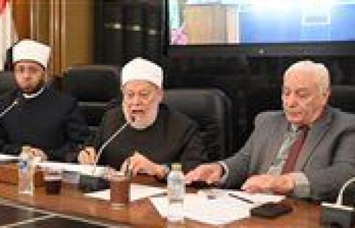 علي جمعة عن رفض الأزهر مشروع قانون إصدار الفتوى: البرلمان سيد قراره